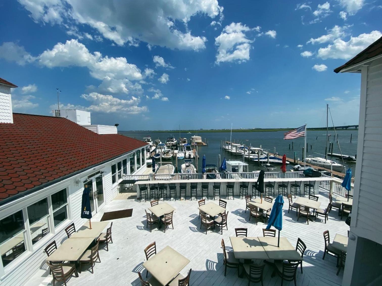 Tavern On The Bay Hotel - Frank Sinatra Suite Somers Point Exterior foto